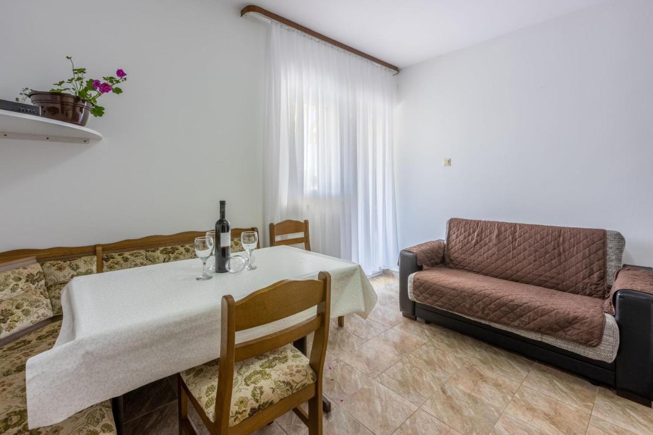 Apartment Krešo Punat Exterior foto