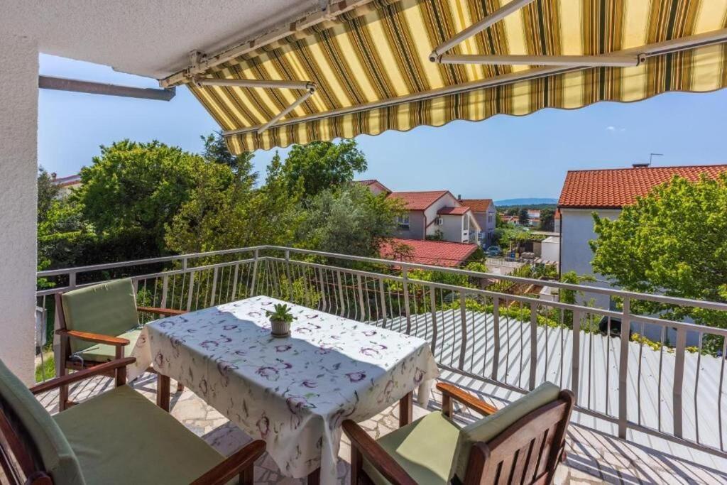 Apartment Krešo Punat Exterior foto